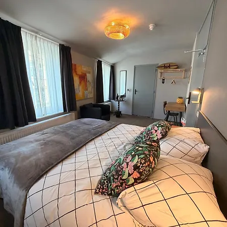 Hendrickx Hotel *